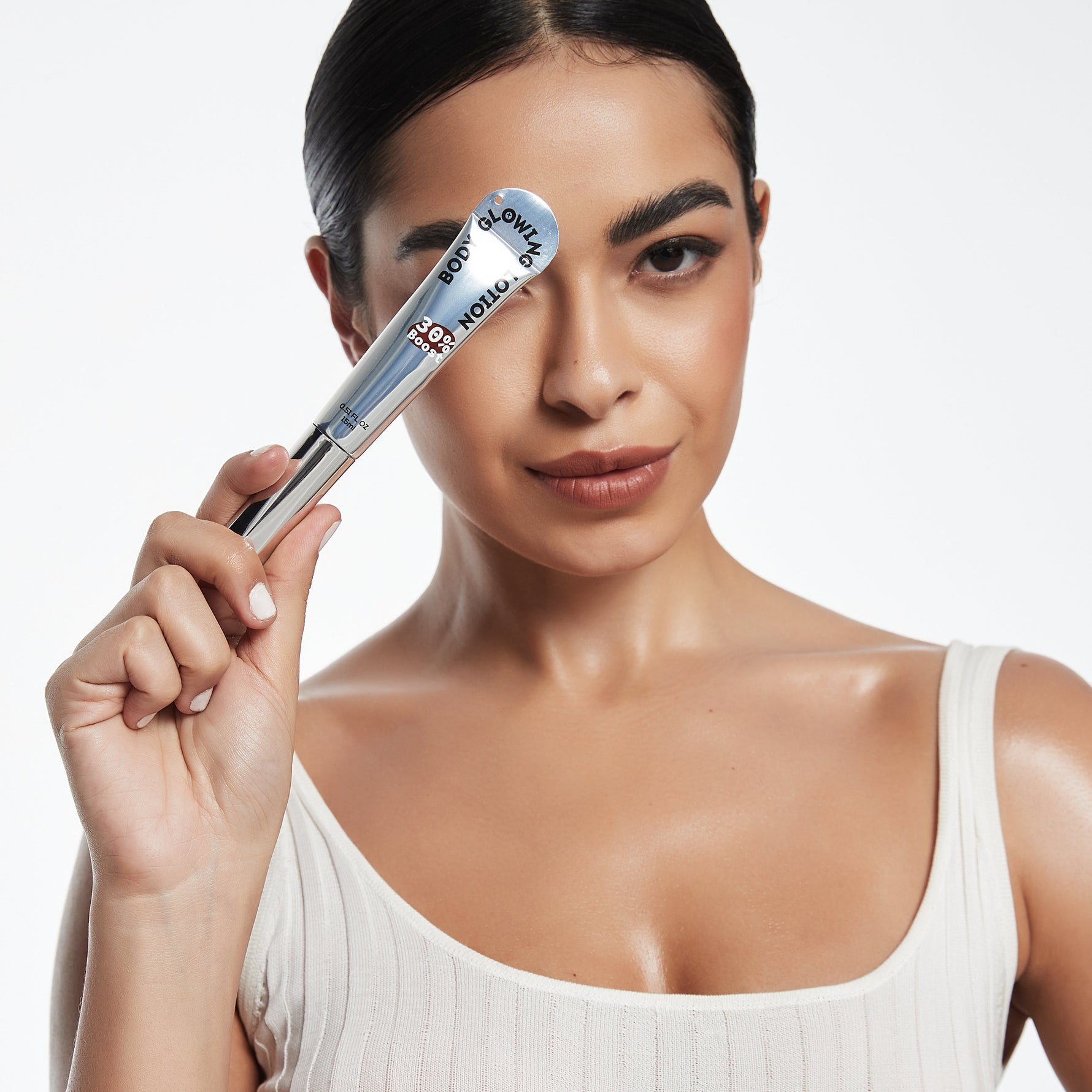 natural luminous effect by cffinder body glow lotion